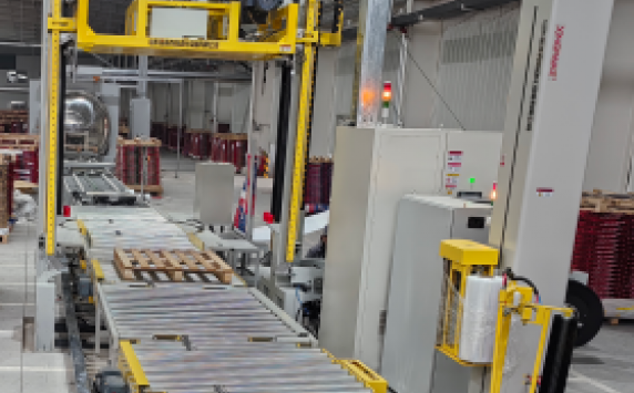 雙穿劍棧板打包纏繞機(jī)